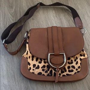 Dolce and Gabbana leopard crossbody bag(pre owned)